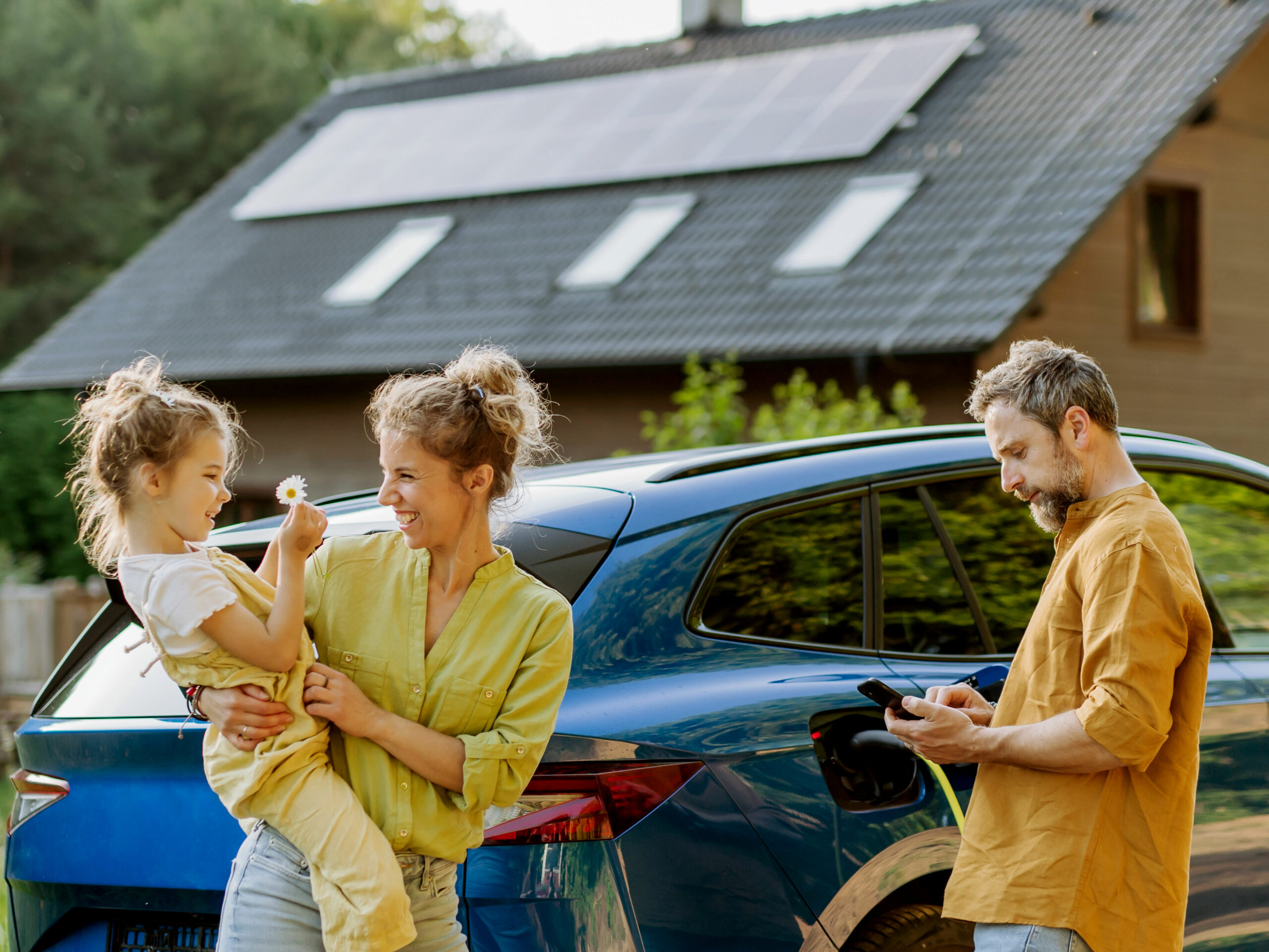 Flow Power Rooftop Solar Family scaled