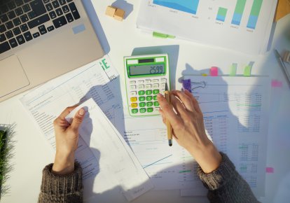 calculating energy bills on calculator